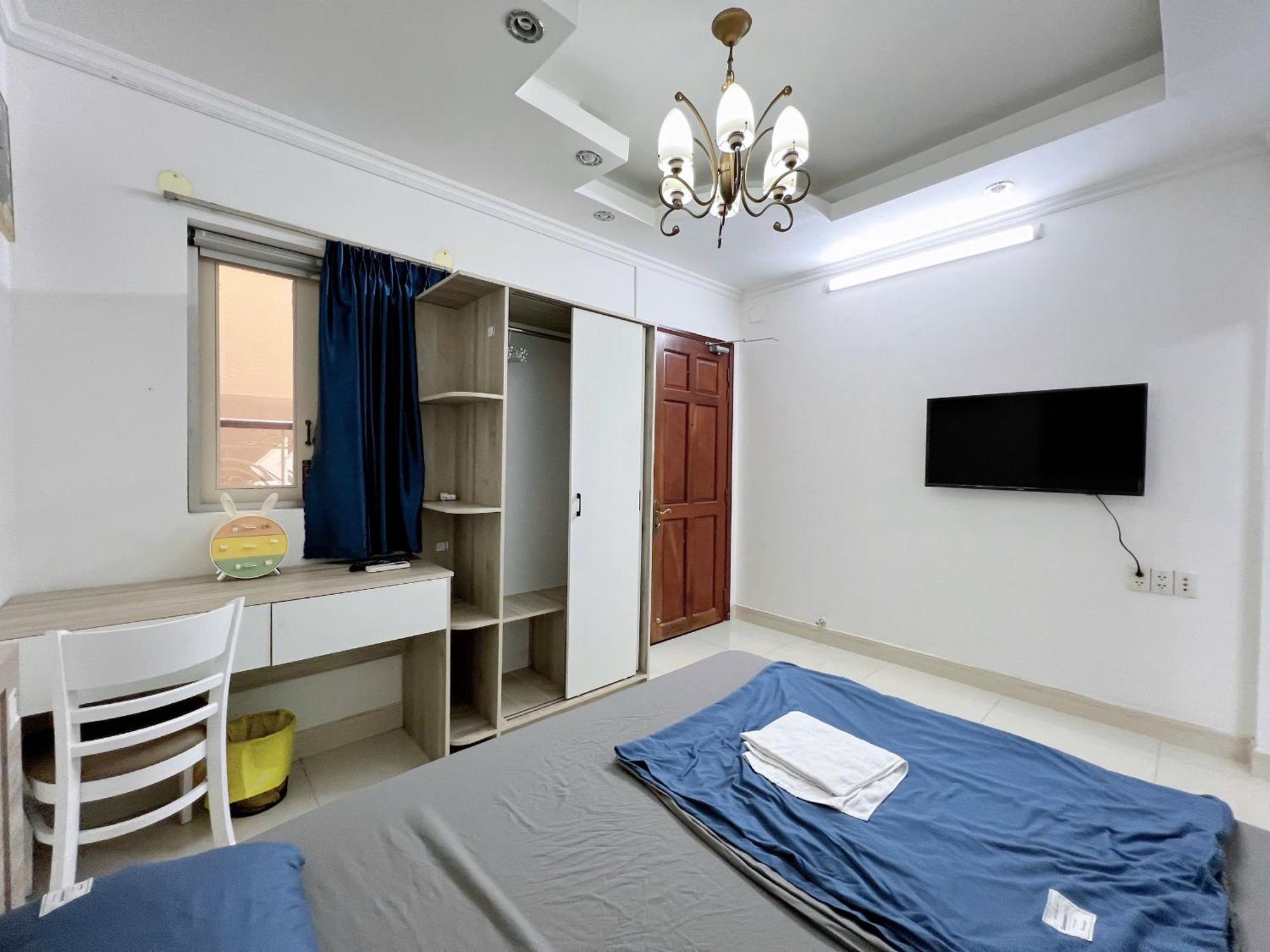 57 Hoa Lan, P2, Phu Nhuan * Ho Chi Minh City